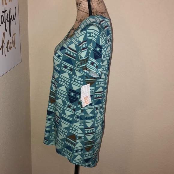 NWT LuLaRoe Discontinued Classic T - Picture 3 of 7